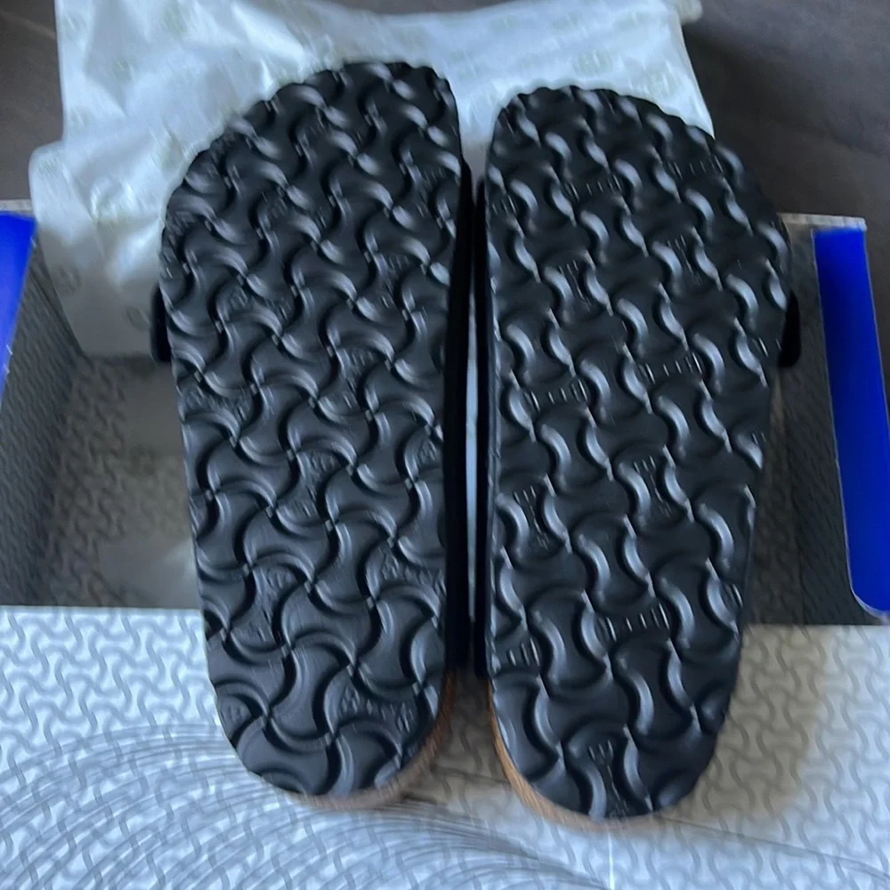 Birkenstock Arizona Sandals - Picture 2 of 3